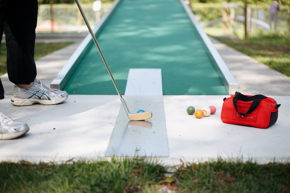 Was braucht man für Minigolf?